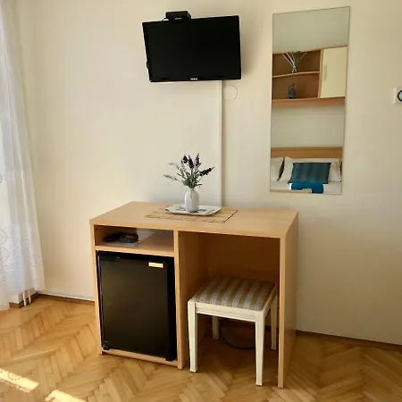 Apartman Marin- *
