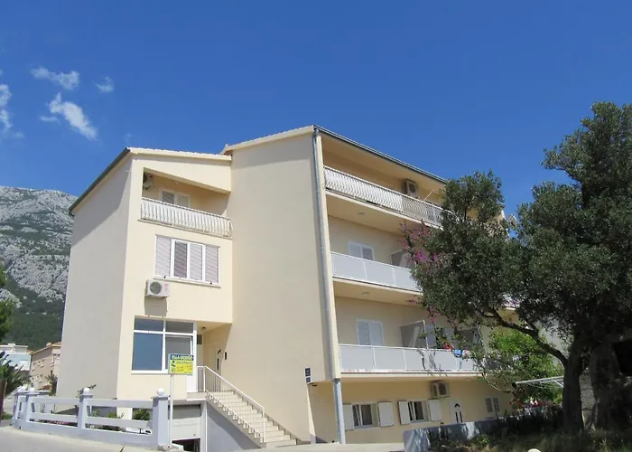 Marin- Appartement Makarska